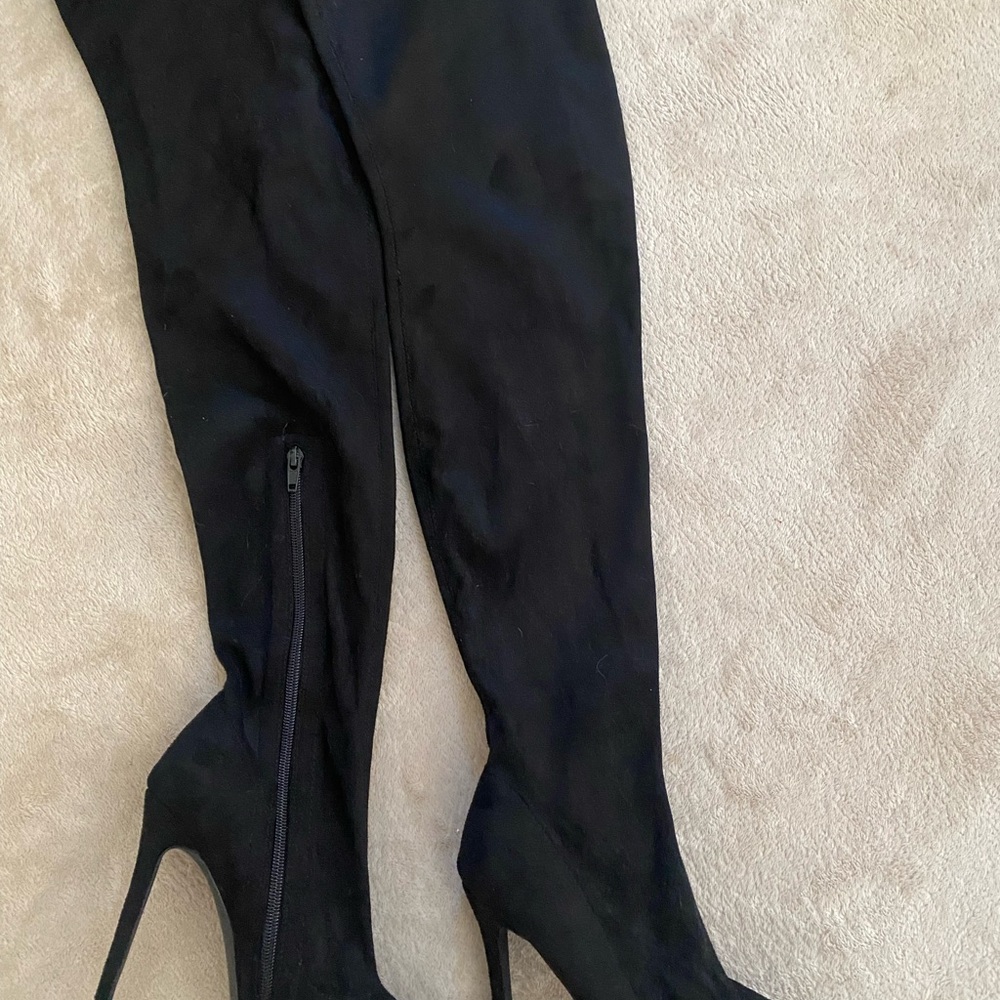 NEW Liliana Black Over-the-Knee Boots